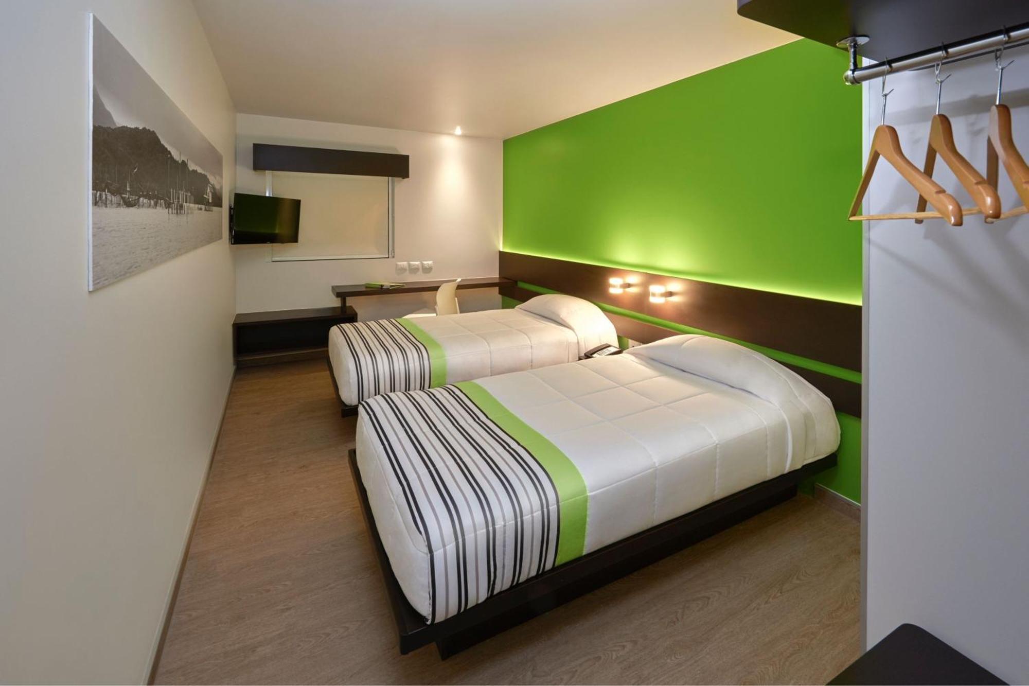 City Express Junior By Marriott Toluca Zona Industrial Ngoại thất bức ảnh